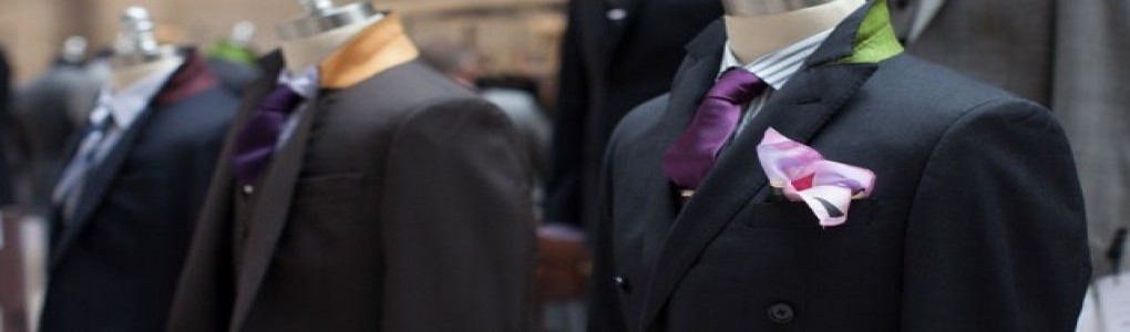 Đồng Phục Ngành Dịch Vụ